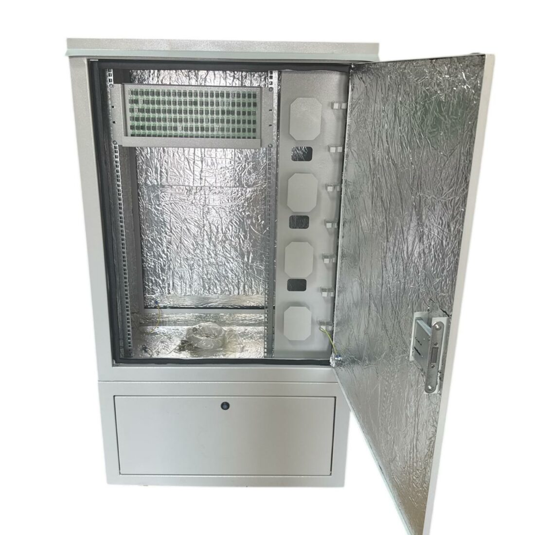 Шкаф распределения оптики уличный ШРОу-720F SC/APC укомплектованный